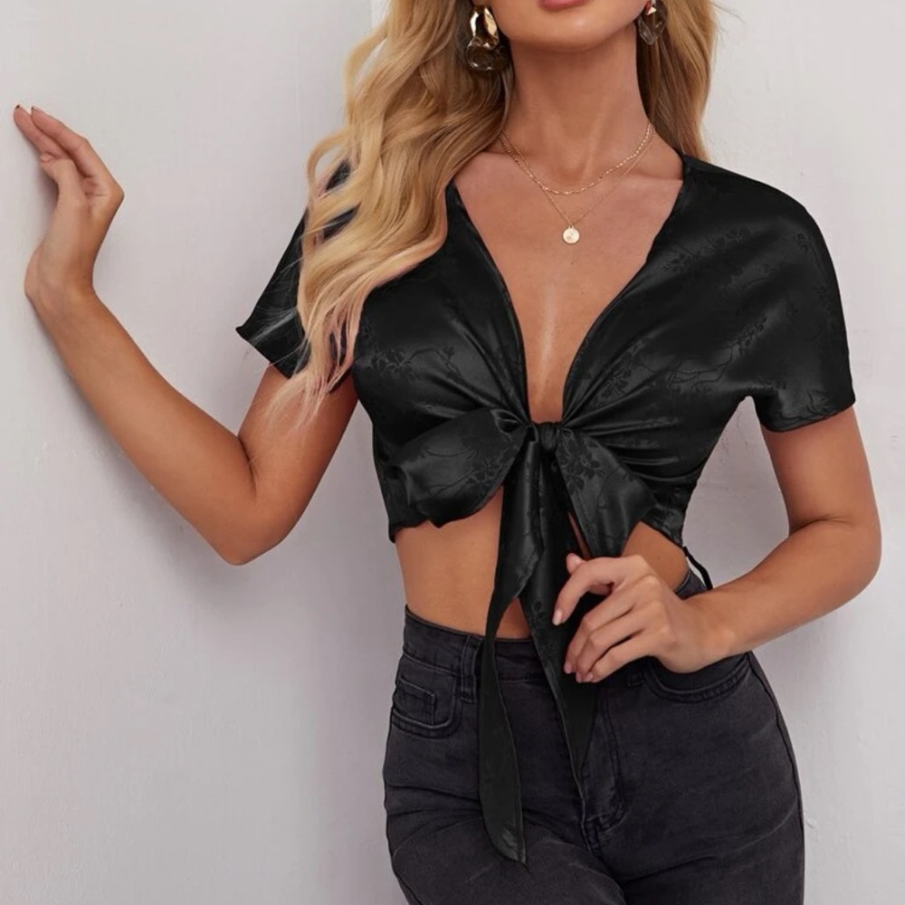 SHEIN Tie Front Floral Jacquard Satin Crop Top